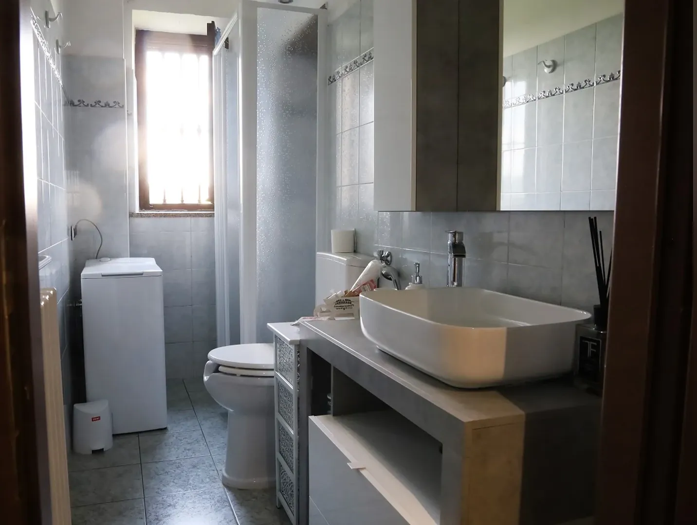 Viola, il bagno